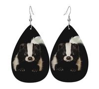 Ces boucles d'oreilles en cuir en forme de goutte sont à la mode et légères, de couleurs vives et vives, ne se décolorent pas facilement, taille unique