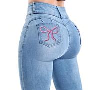 Ces jeans slim élégants et inspirés des milléniaux présentent un nœud brodé sexy, des détails de boutons, des poches et des fermetures éclair, ainsi qu'une coupe taille haute qui met en valeur le char