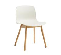 Chaise About a Chair AAC 12 2.0 chêne laqué mat water-based lacquered oak base