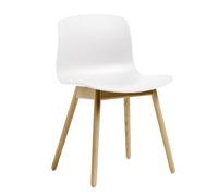 Chaise About a Chair AAC 12 2.0 chêne laqué mat water-based lacquered oak base