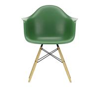 Vitra Chaise avec accoudoirs Eames DAW RE frêne émeraude structure frêne coloré miel/ acier noir/ patins en feutre noir
