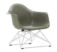 Chaise avec accoudoirs Eames Fiberglass LAR blanc white powder-coated steel base