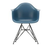 Chaise avec accoudoirs Eames Plastic DAR RE noir basic dark powder coated eiffel tower base/ felt gliders black