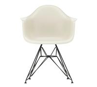 Chaise avec accoudoirs Eames Plastic DAR RE noir basic dark powder coated eiffel tower base/ felt gliders black