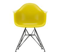 Chaise avec accoudoirs Eames Plastic DAR RE noir basic dark powder coated eiffel tower base/ felt gliders black