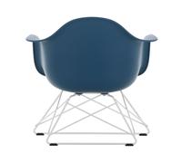 Chaise avec accoudoirs Eames Plastic LAR RE blanc white powder-coated steel base/ felt gliders black