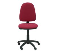 Chaise de bureau Aýna avec mécanisme Contact permanent de base, rembourrée de tissu couleur grenat. Équipée d'une base en polyamide noir, sans accoudoirs et de roulettes en nylon de 50 mm.
