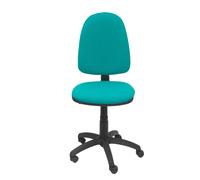 Chaise de bureau Aýna avec mécanisme Contact permanent de base, rembourrée de tissu couleur turquoise. Équipée d'une base en polyamide noir, sans accoudoirs et de roulettes en nylon de 50 mm.