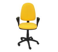 Chaise de bureau Aýna avec mécanisme Contact permanent de base, rembourrée de tissu jaune. Équipée d'une base en polyamide noir, d'accoudoirs fixes et de roulettes en nylon de 50 mm.
