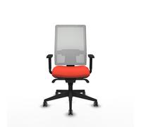 Chaise de bureau Horna avec mécanisme synchrone, revêtue de tissu orange foncé et de maille blanche. Équipée d'un soutien lombaire 1D, d'accoudoirs 1D et de roulettes de 65 mm pour parquet