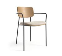 Chaise empilable Maureen en contreplaqué de peuplier avec une finition claire et des pieds en métal noir.