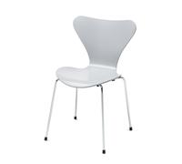 Chaise Série 7 Fritz Hansen, Designer Arne Jacobsen, 82x50x52 cm