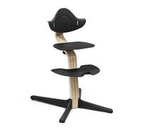 Chaise Stokke Nomi, Noir/Naturel - Le siège qui encourage l’assise active - Réglage facile sans outils - Comprend un repose-pieds stable et des roues anti-basculement - Supporte jusqu’à 150 kg
