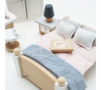 Le Toy Van – Chambre à coucher pour maison de poupées ME057 19 pièces Beige