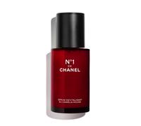 CHANEL SUEROS LISSE ET APPORTE DE LA LUMINOSITÉ À UNE PEAU QUI PARAIT PLUS JEUNE
