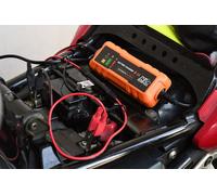 XL Perform Tools Chargeur de batterie 553994 6/12V 1A pour 2‑roues et tondeuse, intelligent compact