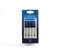 Sanyo Chargeur eneloop Basic – 2/4 piles rechargeables AA/AAA, 10h, 6 fonctions de sécurité