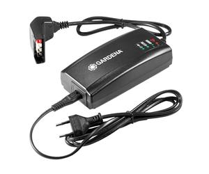 Chargeur rapide QC40 de Gardena : accessoires pour appareils sur batteries 40 V de Gardena comme BLi-40/100 ou BLi-40/160, indicateur d'état de la batterie par LED (9845-20)