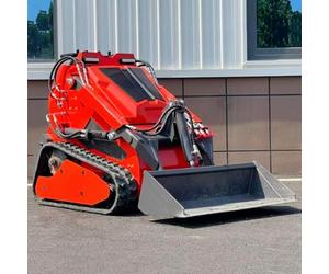 Chargeuse hydraulique compacte pour applications agricoles | Équipement agricole polyvalent pour le chargement, le nivellement, la manutention, l'aménagement paysager