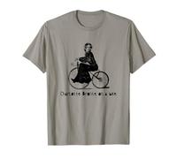 Charlotte Bronte sur vélo Charlotte Bronte T-Shirt