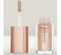 Charlotte Tilbury Original | Hollywood Flawless Filter | Travel Size | Teintes pour peaux claires, moyennes et foncées | BELLA (4.5 MEDIUM (Travel Size), 1 unité (Travel Size))