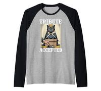 Chat Amusant dans Une boîte Hommage accepté pour Les Amoureux des Chats Manche Raglan