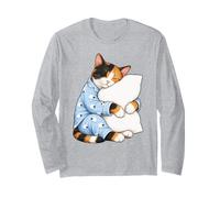 Chat Calico endormi dans Un Pyjama Mignon Manche Longue