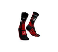 Chaussettes compressport trekking noir rouge blanc