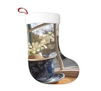 Chaussettes de décoration de Noël YYHWHJDE Retro Tasse en céramique dans la fenêtre Impression Décoration de la maison Doux et confortable pour le bureau Arbre de Noël Cheminée