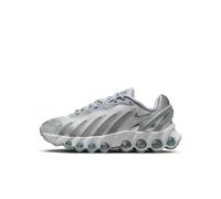 Chaussure Nike Air Max Dn8 pour ado Wolf Grey/Off White/Off White/Metallic Silver 38.5