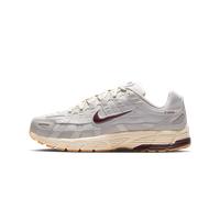 Chaussure Nike P-6000 College Grey/Vast Grey/Coconut Milk/Burgundy Crush 41