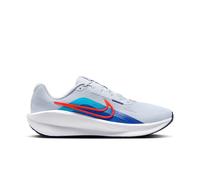 NIKE Chaussures à Lacets Downshifter 13 pour Homme, Ballon de Football Gris Vif Cramoisi foncé, 45 EU
