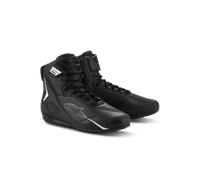 Alpinestars Chaussures de moto Faster-4, légères et respirantes, construction tricotée sans couture et protection avancée, Noir/blanc, 9.5