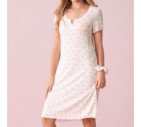 Chemise de nuit babydoll en maille à manches courtes avec patchwork de dentelle, col carré, deux boutons, couronne, cœur et motif floral discret, parfaite pour l'été, splendeur florale abondante, déta