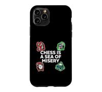 Chess is A Sea of Misery Funny Board Gamer Coque pour iPhone 11 Pro