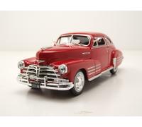 Maisto Voiture miniature Chevrolet Fleetline Aerosedan 532921R – Éd. spéciale Rouge 1:24