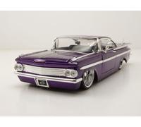 1959 Chevy Impala Lowrider Candy Purple avec roues DUB Street Low Series 1/24 Diecast Model Car by Jada 34756