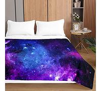 Chickwin Couvre Lit Matelassée Imprimé de Galaxie Dessus de Lit Doux Couverture de lit Microfiber Couvre-lit Réversible Printemps Été Jeté de Lit (150x200cm,Nébuleuse Violette)