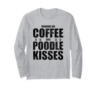 Chien Caniche Disant café et Boxer Amoureux propriétaire de Chien Manche Longue