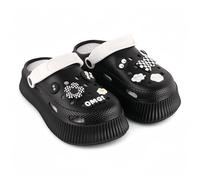 CHILLIFE Sabots Femme avec Charms Amovibles, Tongs de Plage, Piscine et Jardin, Été - Fabriqué au Portugal, Noir , 38 EU