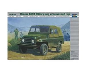 Chinesischer Bj212 Militär-jeep - 1:35e - Trumpeter G