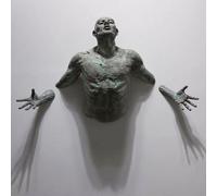 CHJJZXBF Sculpture Murale de Personnage Abstrait, Personnage Abstrait 3D à Travers la Sculpture de Figure Murale, Statue d'homme d'escalade d'art Mural créatif, Artisanat de décoration de Chambre,B