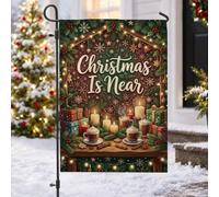 Christmas Is Near Hot Cocoa Drapeau de jardin avec citation d'hiver 30,5 x | Branches à feuilles persistantes, drapeau de pelouse, bougies piliers, boîtes cadeaux, guirlandes lumineuses
