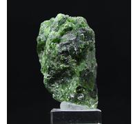Chromediopside de 90 grammes et 60 millimètres, Minéral Chromediopside de Finlande, 100% d'origine Naturelle, Pièce Unique, Pierre de Collection, Minéral de Force