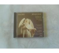 Chœur des Petits Chanteurs de Versailles - Petits CHANTEURS Versailles [Import]
