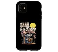 CHUT... JE SUIS EN TRAIN DE LIRE un livre de connaissances sur Smart Koala Studie More Coque pour iPhone 11