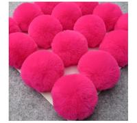 CHUYIX Lot de 50 boules en peluche - Pompon en fourrure synthétique - Pour chapeaux, sacs, écharpes, porte-clés - Rouge - 6 cm