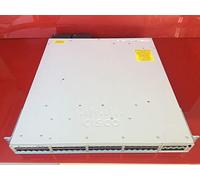 CISCO Catalyst 9300 - Network Advantage - commutateur - C3 - Géré - 36 x 2.5GBase-T (UPOE) + 12 x 100/1000/2.5G/5G/10G (UPOE) - Montable sur Rack - UPOE (490 W)