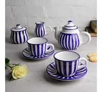 City to Cottage® - Service à Thé Pour Deux | à Rayures Bleu Marine et Blanches en Céramique Fait et Peint à la Main | Petite Théière 750ml 2-3 Tasses, Pot à Lait, Sucrier, Deux tasses et sous tasses