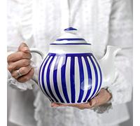 City to Cottage | Théière | à rayures bleu marine et blanches en céramique avec couvercle et anse faite et peinte à la main | Grande 1,7L 4-6 tasses